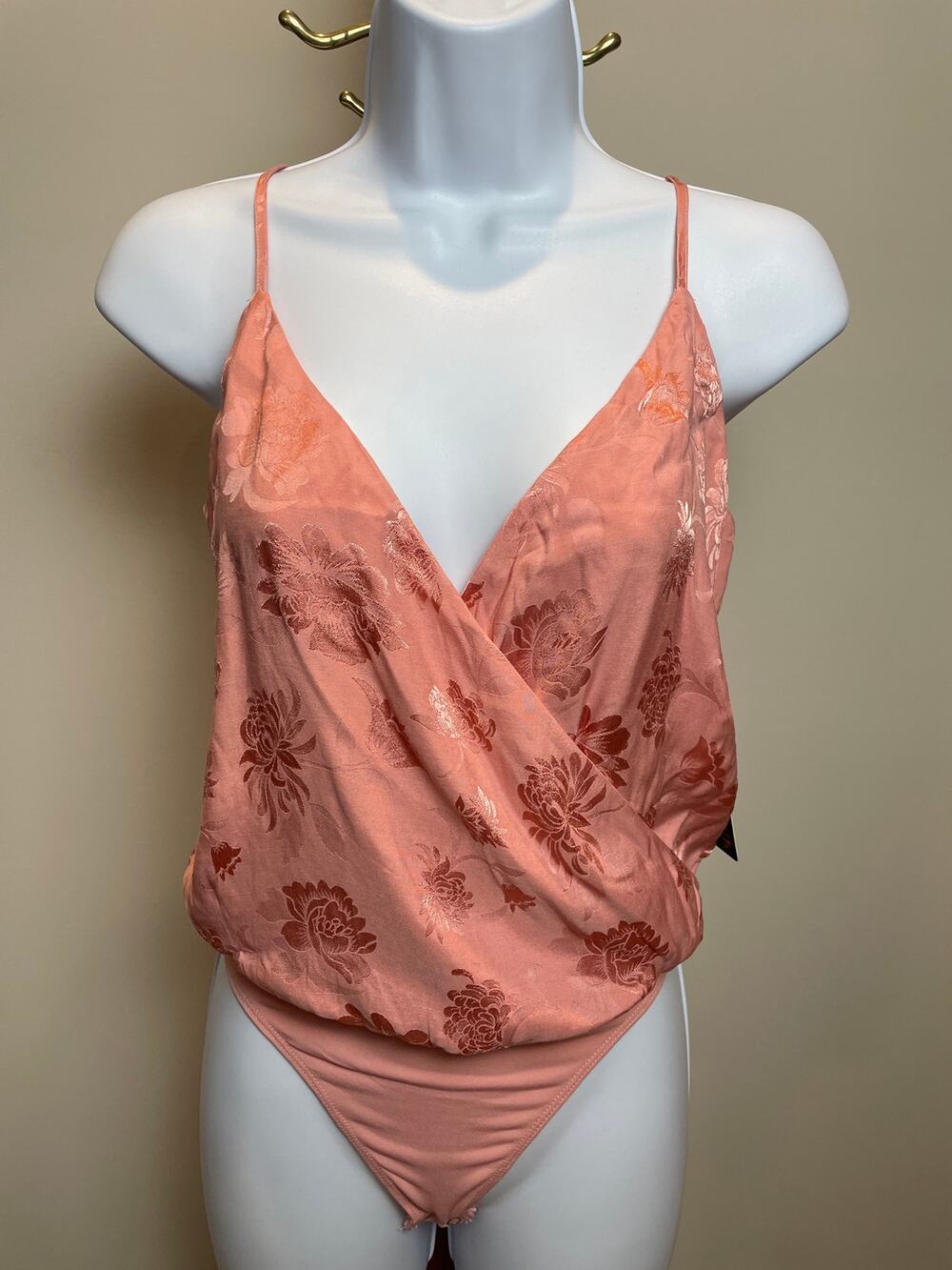Express Peach Wrap Style Bodysuit Satin Floral Deep V Adjustable Straps XS NWT